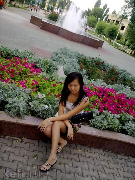   (victoria_khan) 